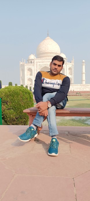 Alumni image